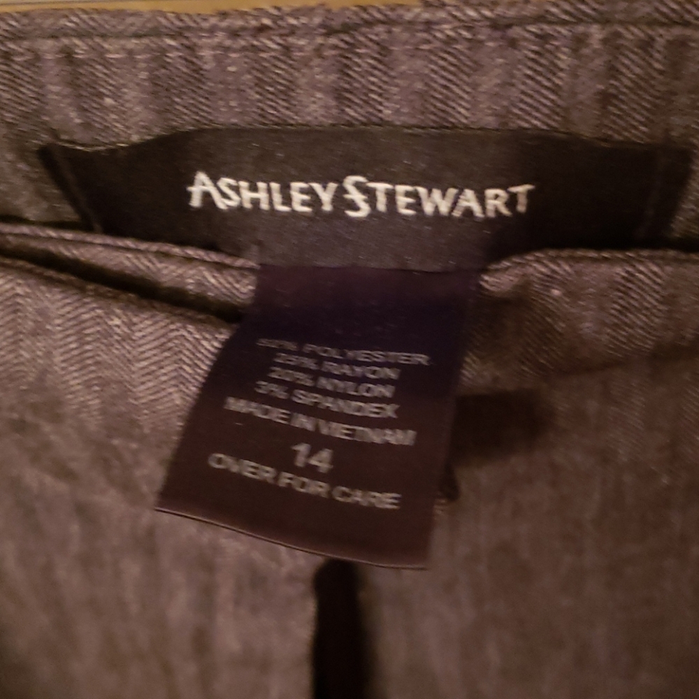 Pants - Picture 3 of 3